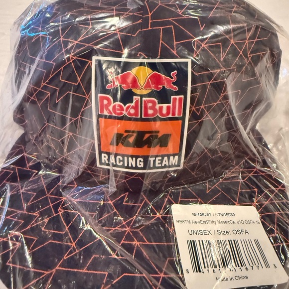 Red Bull Racing Team Geometric Cap - Picture 1 of 4